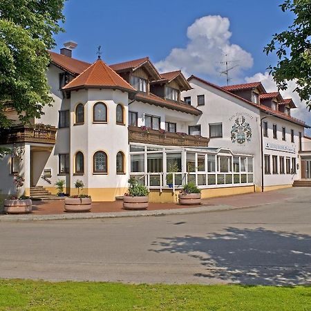 Hotel Zum Fischerwirt Baindlkirch Bagian luar foto