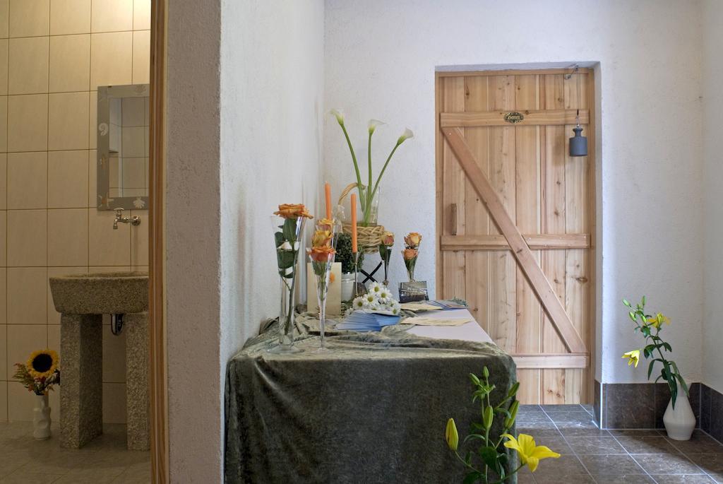 Hotel Zum Fischerwirt Baindlkirch Bagian luar foto