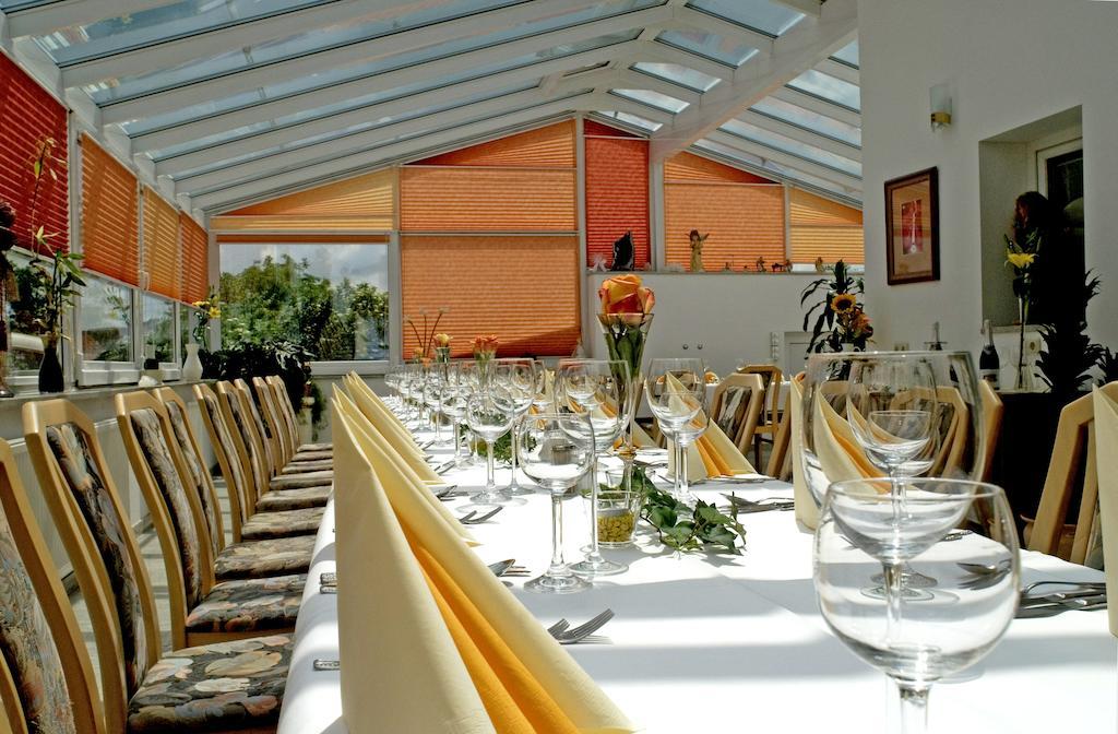 Hotel Zum Fischerwirt Baindlkirch Bagian luar foto